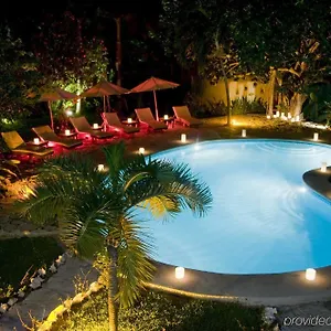 na-balam.quintano-roohotels.com/